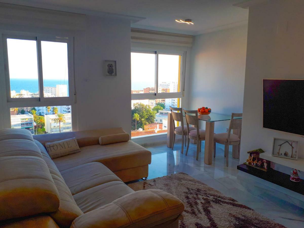 Atico Duplex Con Vistas Al Mar. Dos Plazas De Garaje Apartment Torremolinos Exterior foto